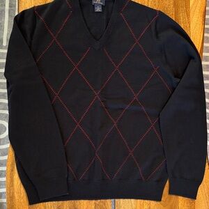 Brooks Brothers V-Neck Sweater in Navy with Red Argyle